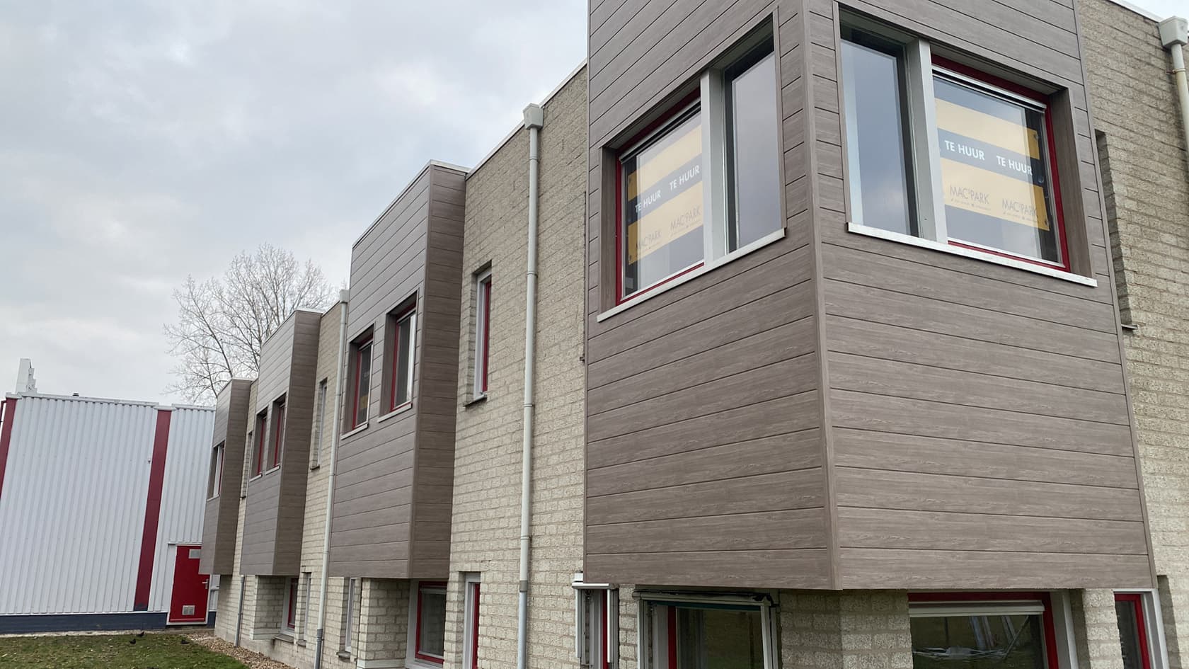 Duurzame gevelbekleding gemonteerd door VTL - Montage